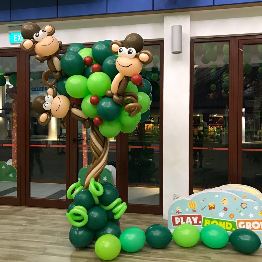 Tree In Balloon Balloon Tree (Balloon Sculpture) - Balloon Shop