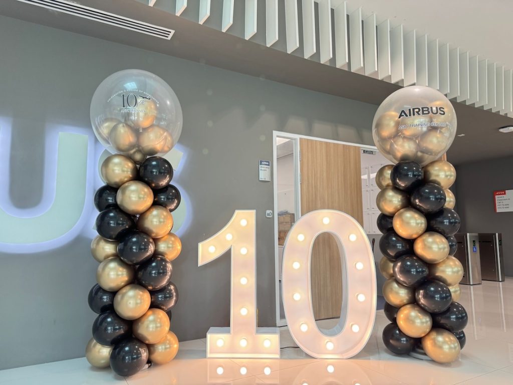 Lighted Number Advertising Balloon Pillars in Singapore