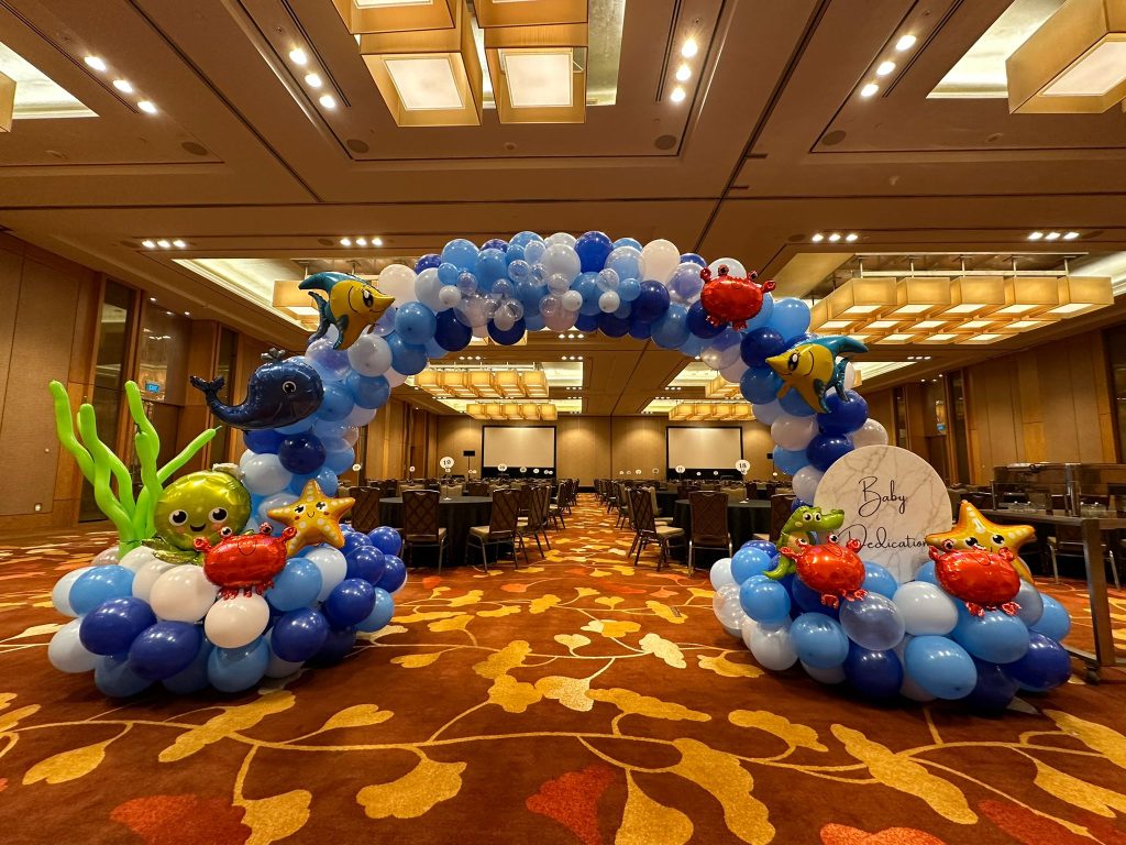 sea aquarium arch