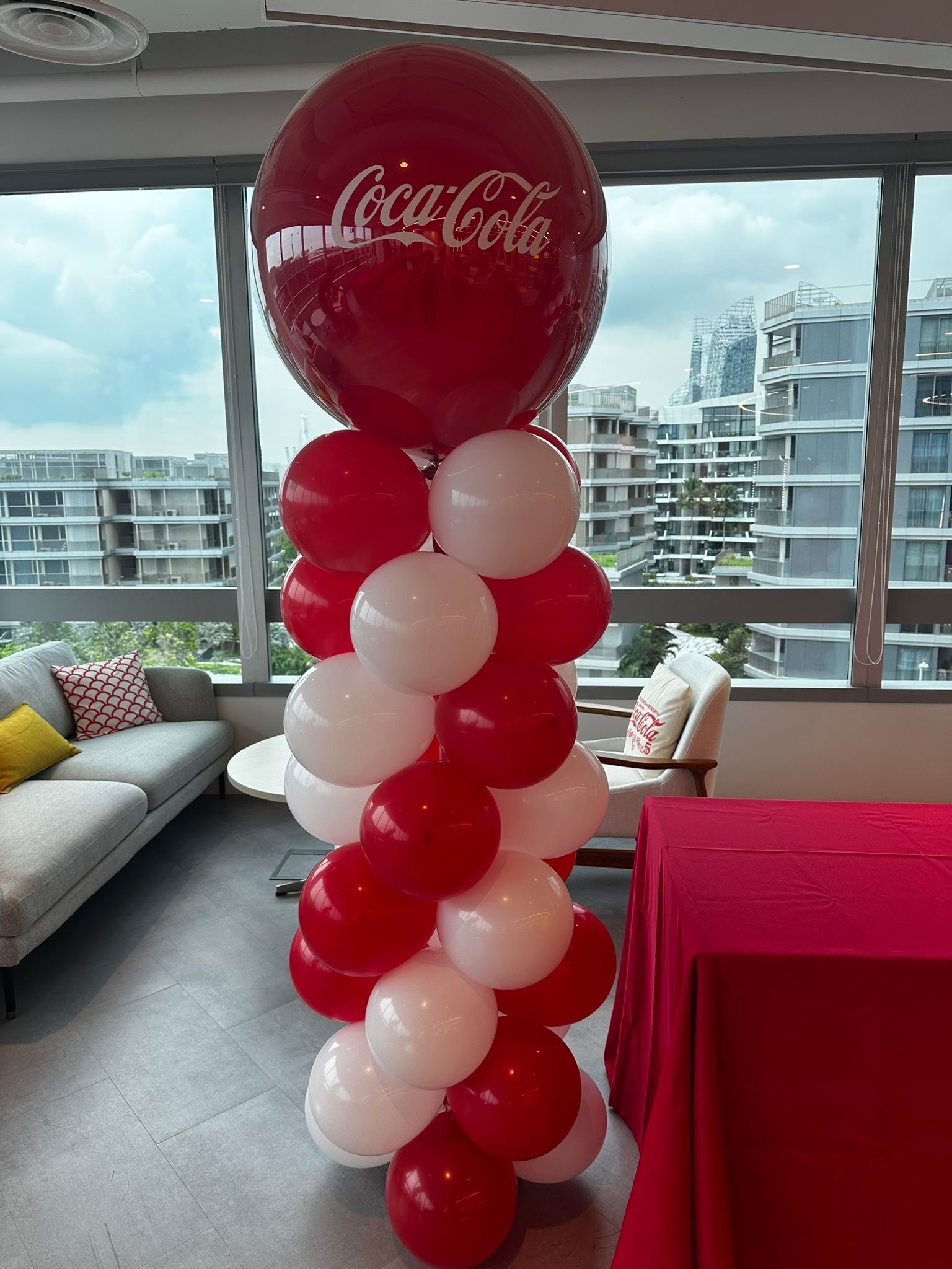 Thatballoons Singapore corporate event balloon column setup