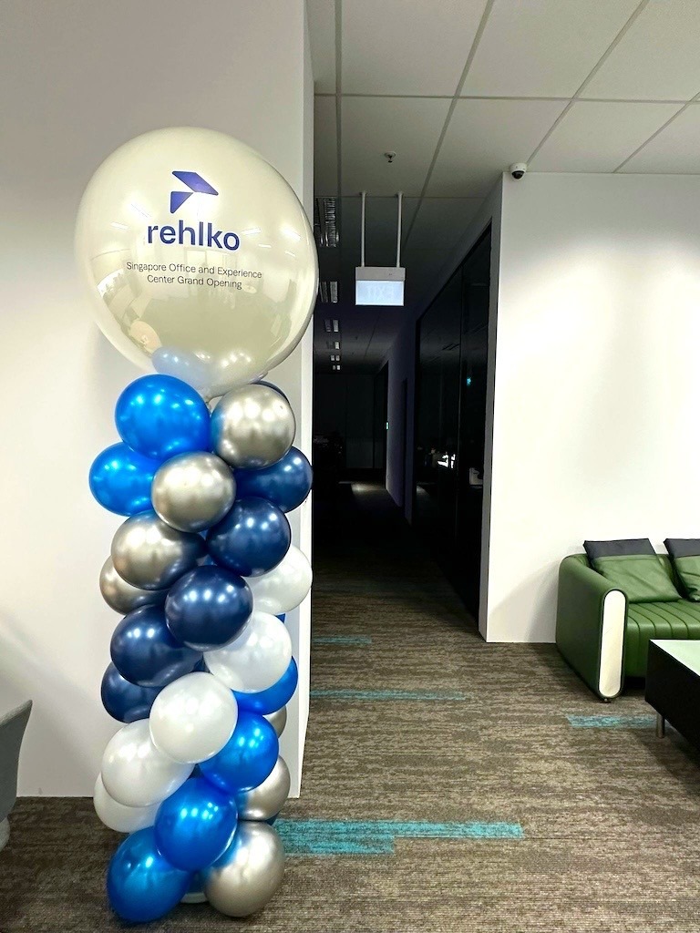 Corporate grand opening Balloon Decorations Singapore with balloon columns