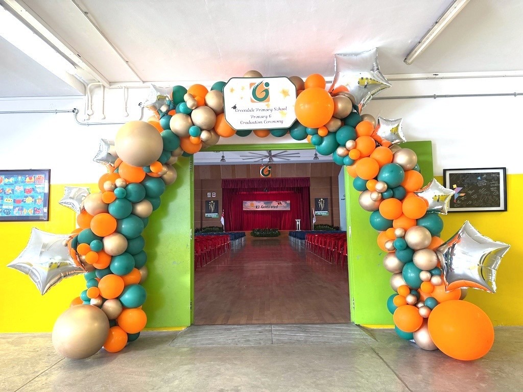 Organic balloon arch balloon decorations Singapore for school graduation ceremony