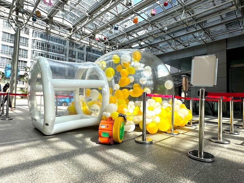 Where to Rent Custom Inflatables in Singapore: Top Picks for 2026 10 Inflatable bubble house balloon decoration for corporate event in Singapore